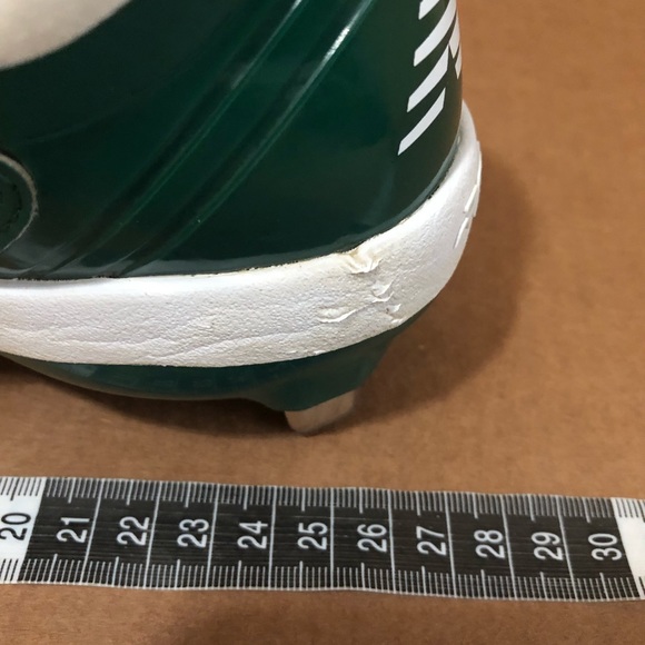 New Balance Softball Cleats Green White Unisex Men Size 6W. - Picture 13 of 13